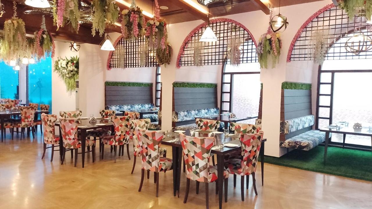 ホテル Goa Country Club グルガウン エクステリア 写真