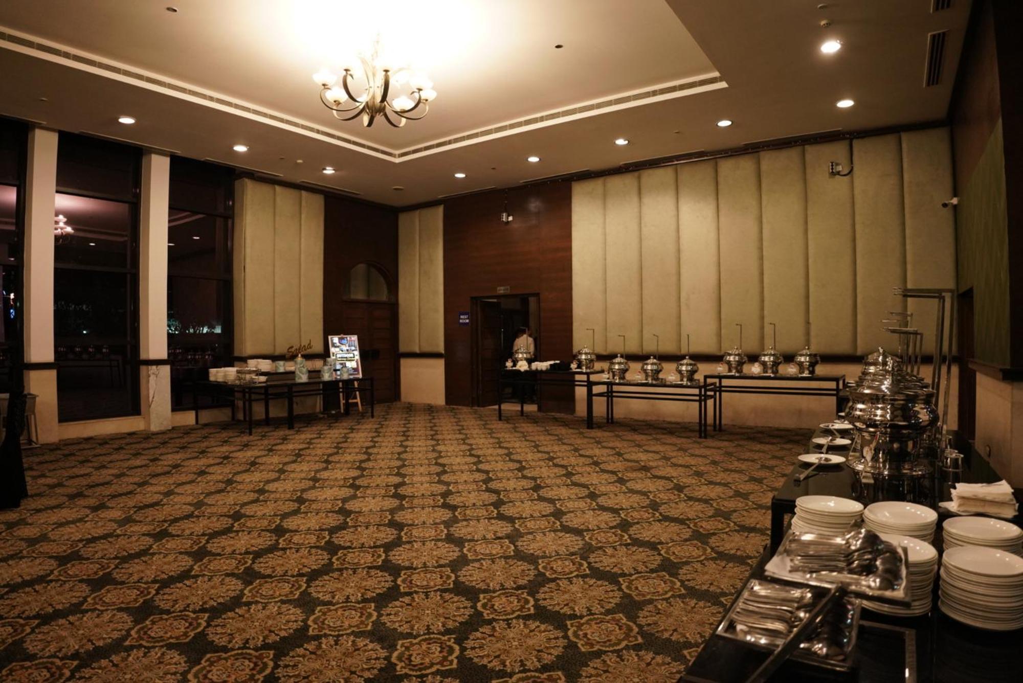 ホテル Goa Country Club グルガウン エクステリア 写真