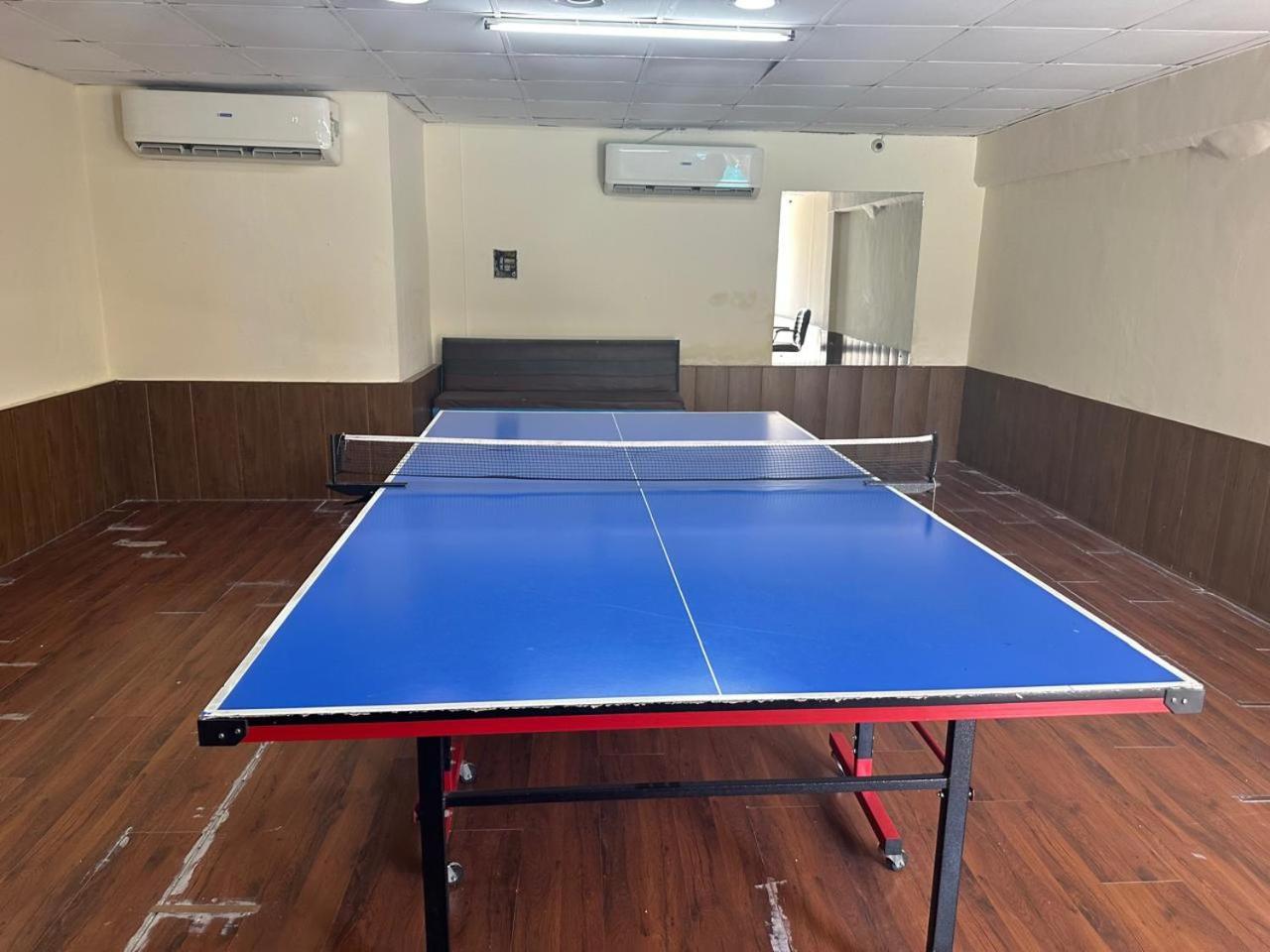 ホテル Goa Country Club グルガウン エクステリア 写真
